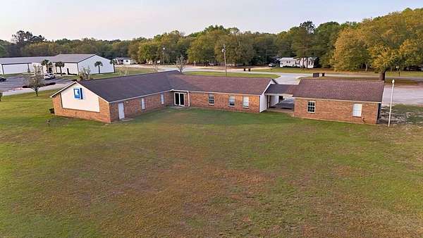 6.9 Acres of Improved Commercial Land for Sale in Bainbridge, Georgia