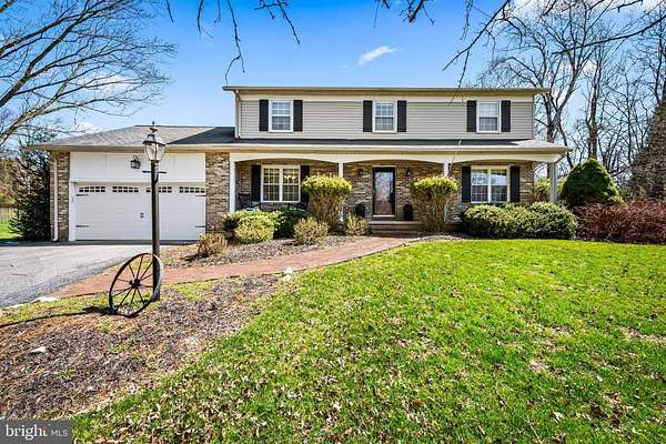 2 Acres of Land with Home for Sale in Phoenix, Maryland