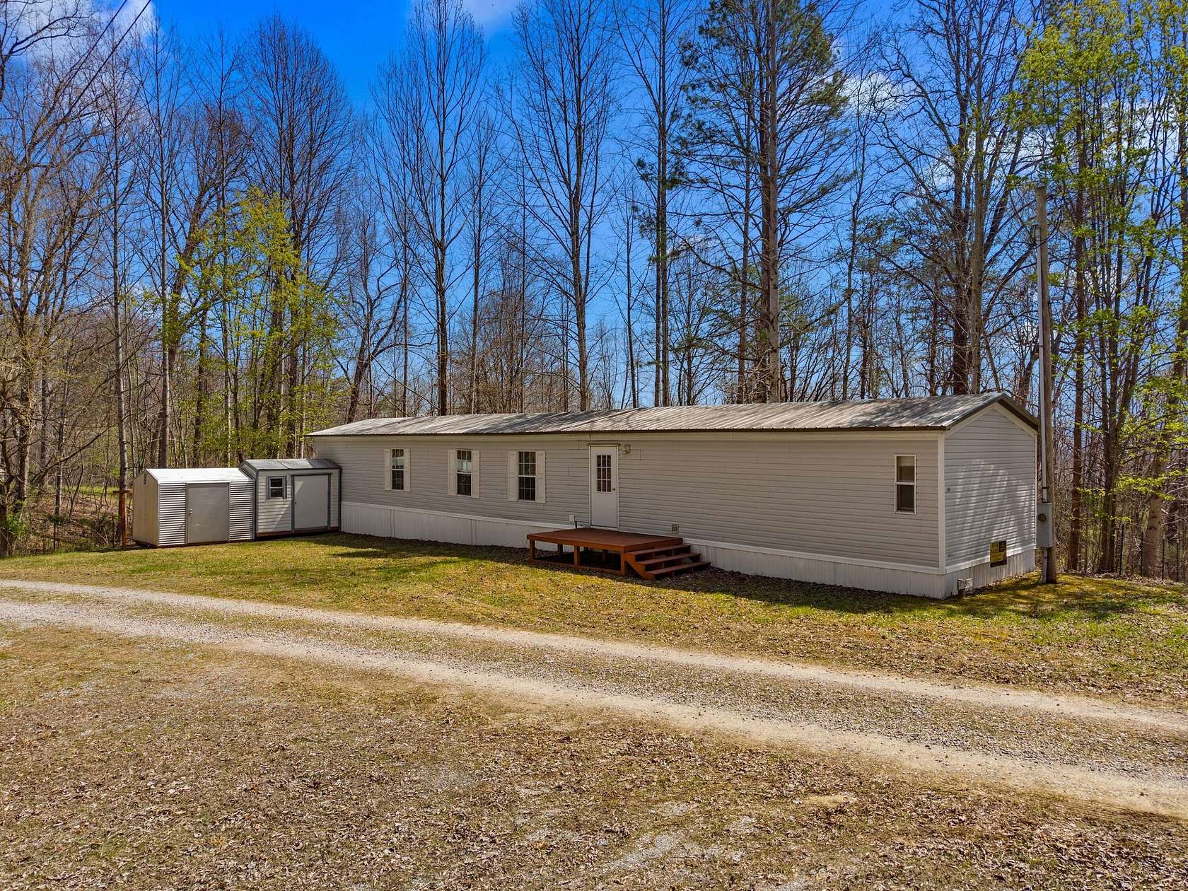 1.75 Acres of Land with Home for Sale in Sneedville, Tennessee