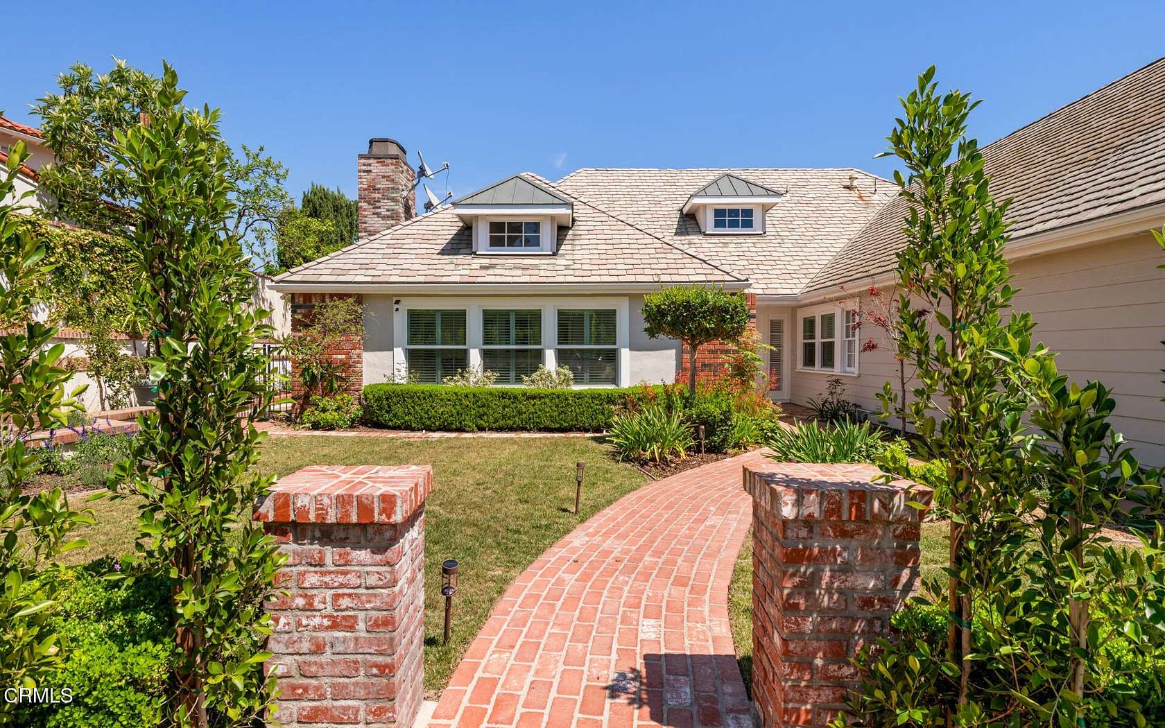 1.53 Acres of Land with Home for Sale in Beverly Hills, California