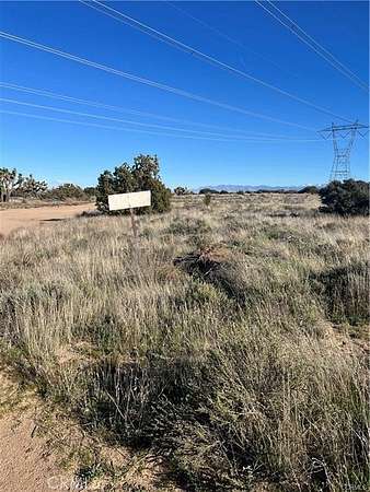 10 Acres of Residential Land for Sale in Phelan, California