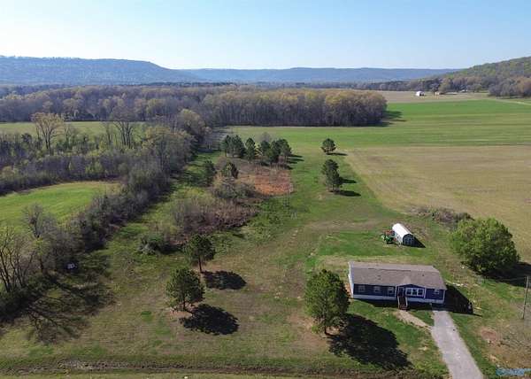 4.6 Acres of Land with Home for Sale in New Hope, Alabama