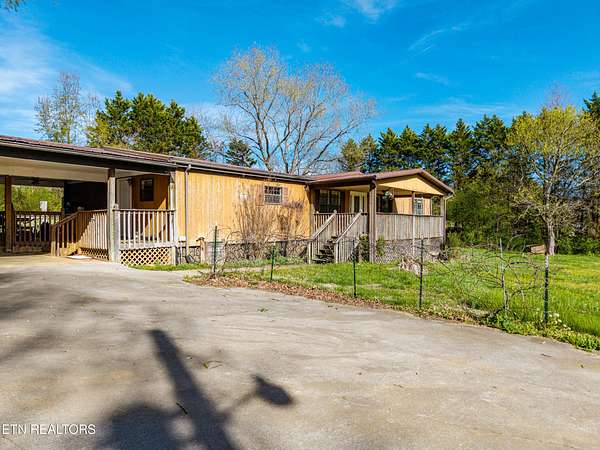 2 Acres of Land with Home for Sale in Maryville, Tennessee