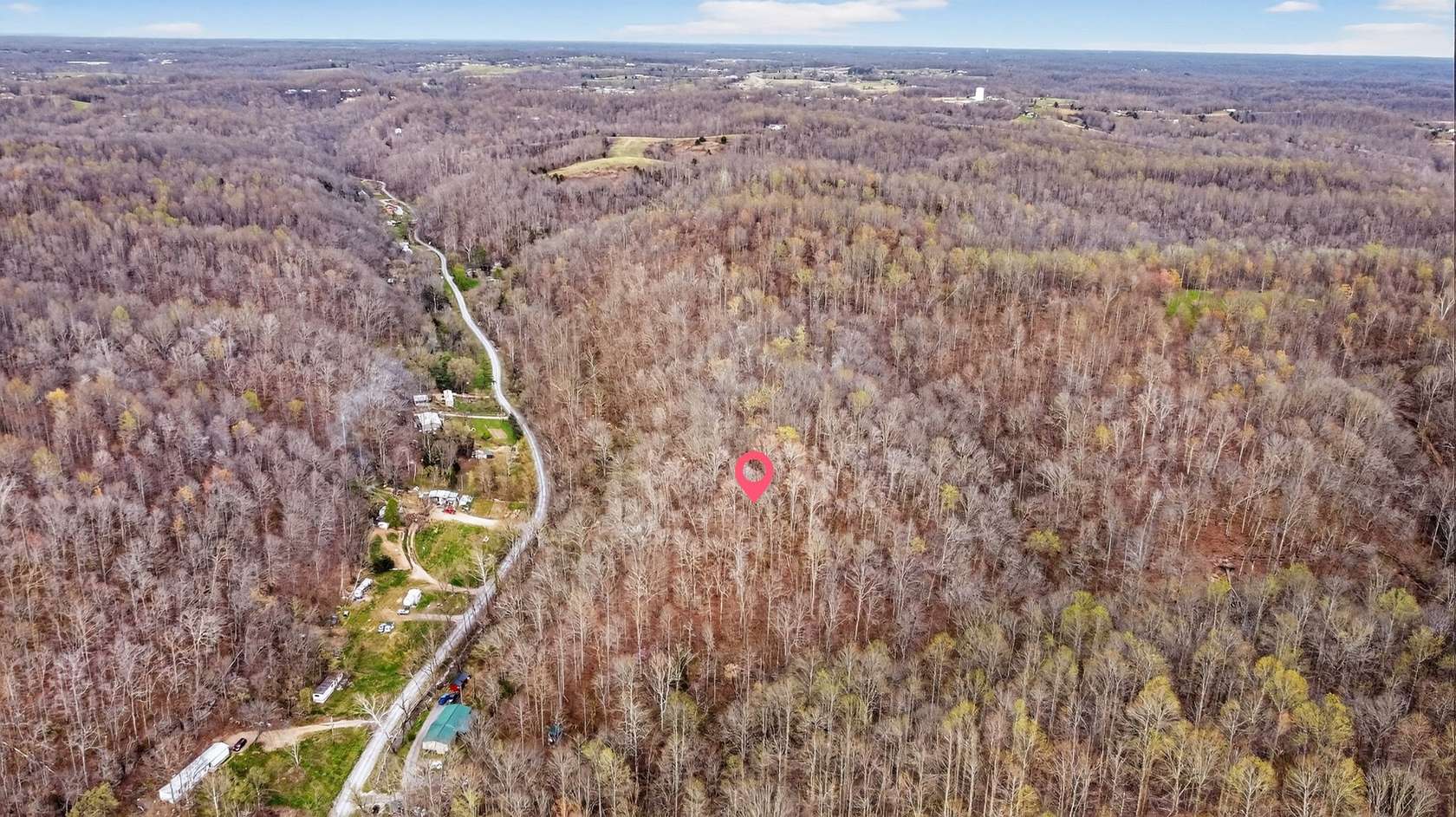 18.1 Acres of Land for Sale in Westmoreland, Tennessee