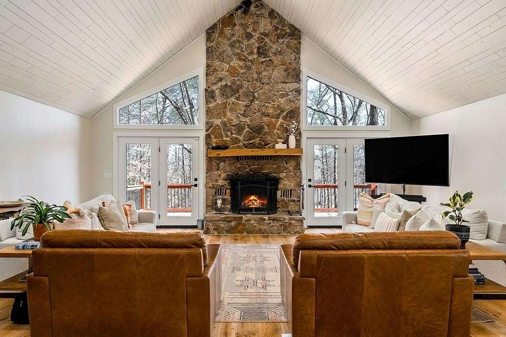 3.58 Acres of Land with Home for Sale in Cookeville, Tennessee