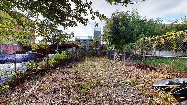 0.05 Acres of Mixed-Use Land for Sale in Brooklyn, New York