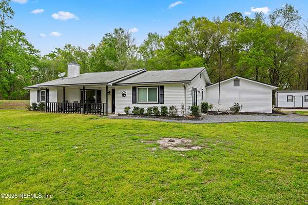 7.33 Acres of Land with Home for Sale in Middleburg, Florida