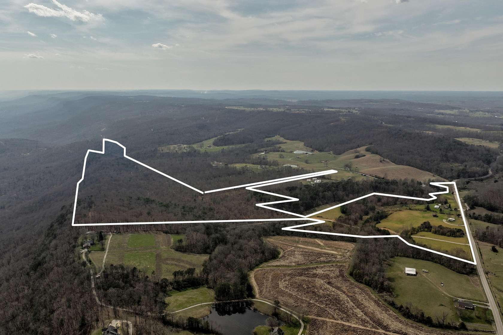 139 Acres of Recreational Land with Home for Sale in Pikeville, Tennessee