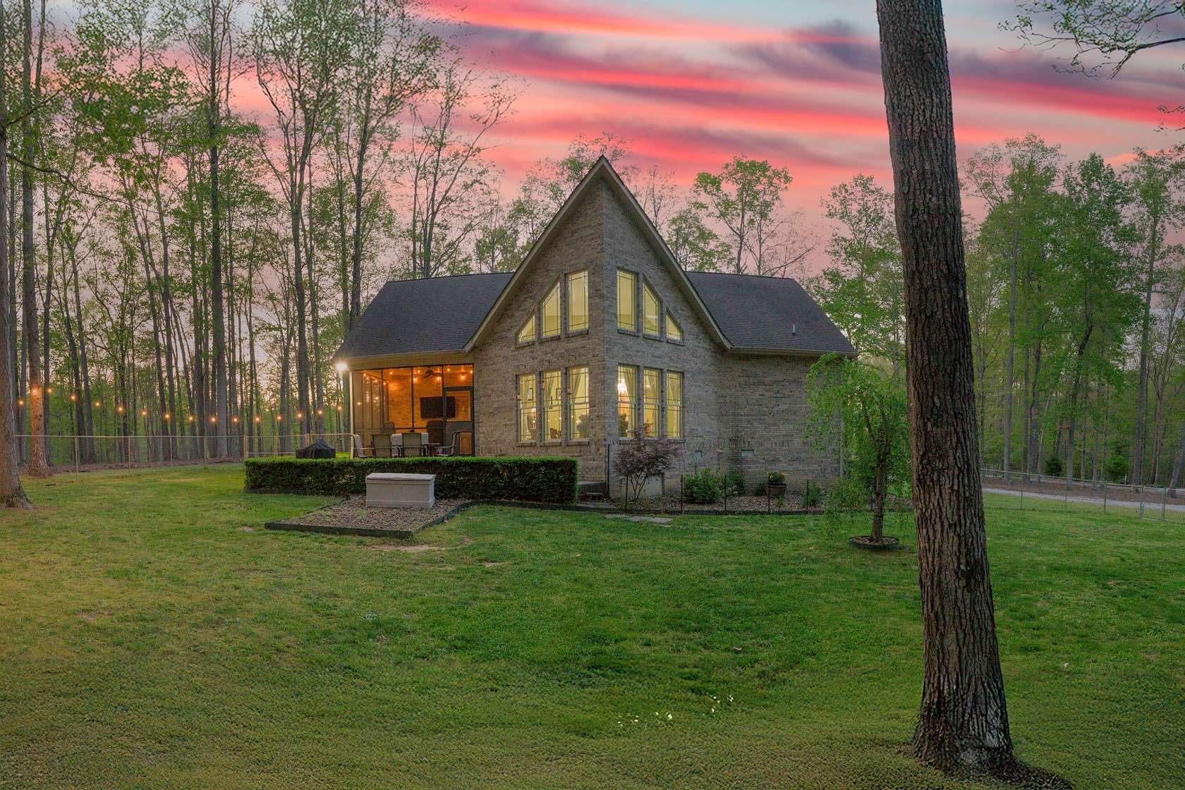 4.75 Acres of Land with Home for Sale in Tullahoma, Tennessee