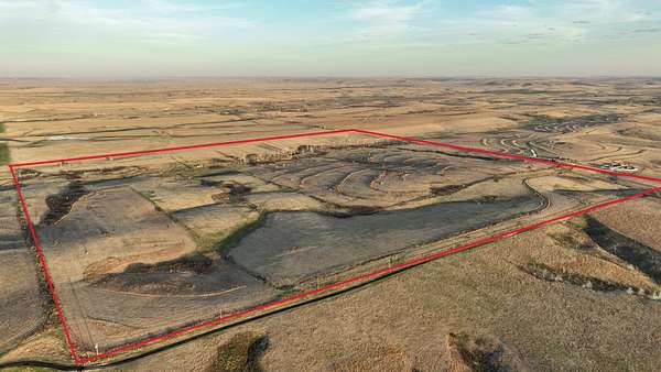 159 Acres of Land for Sale in Paradise, Kansas