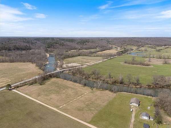 11 Acres of Land for Sale in Siloam Springs, Arkansas