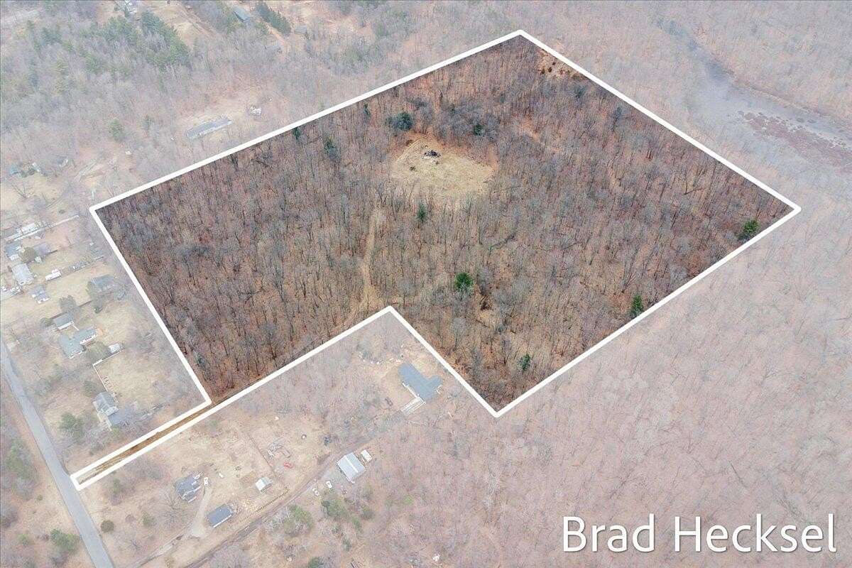 30 Acres of Recreational & Residential Land for Sale in Cedar Springs, Michigan