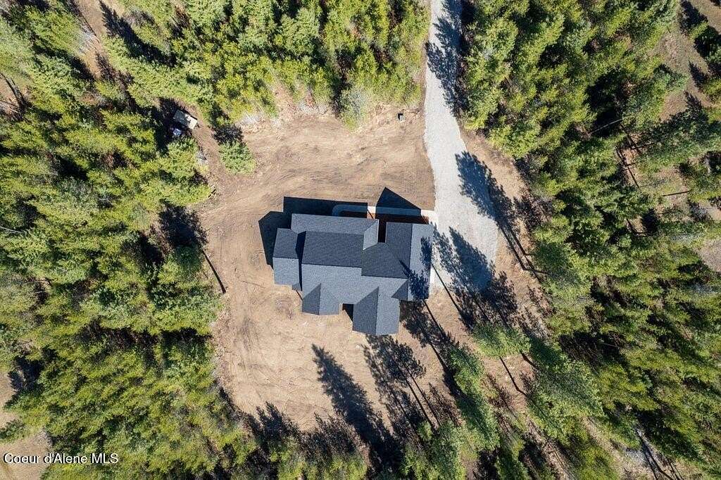 5.84 Acres of Land with Home for Sale in Blanchard, Idaho