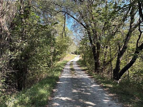 14.9 Acres of Land for Sale in Atchison, Kansas