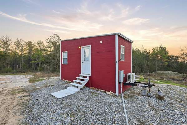 1 Acre of Land with Home for Sale in Calico Rock, Arkansas