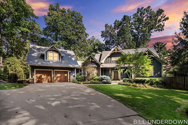 9.3 Acres of Land with Home for Sale in Saugatuck, Michigan