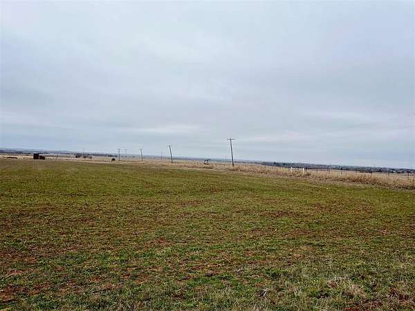0.82 Acres of Residential Land for Sale in Cashion, Oklahoma