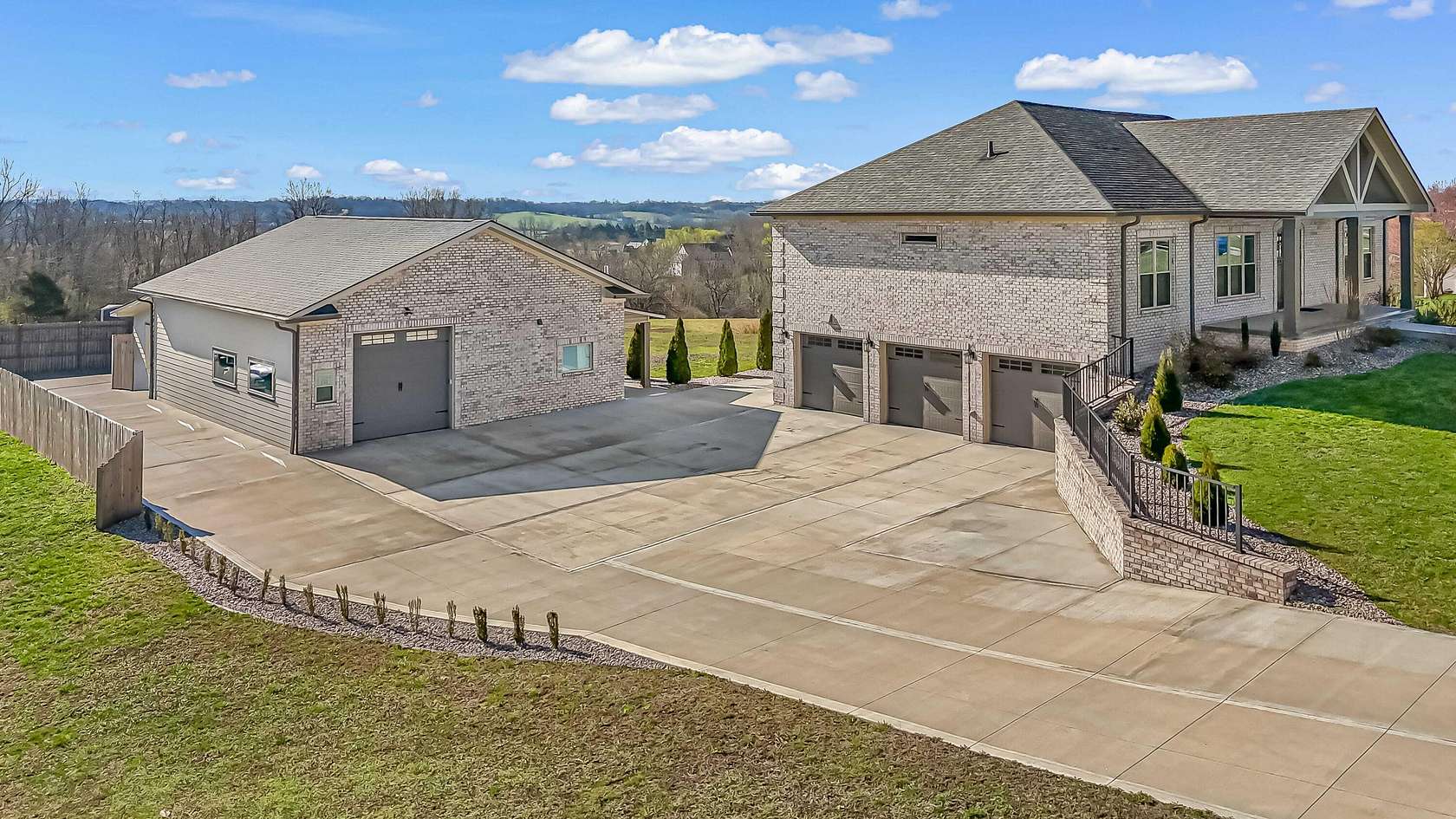 1.64 Acres of Land with Home for Sale in Lancaster, Kentucky