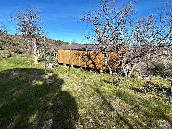 2.87 Acres of Residential Land for Sale in Hornbrook, California