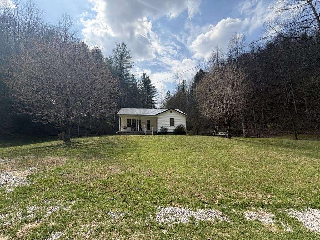 67 Acres of Land with Home for Sale in Prestonsburg, Kentucky