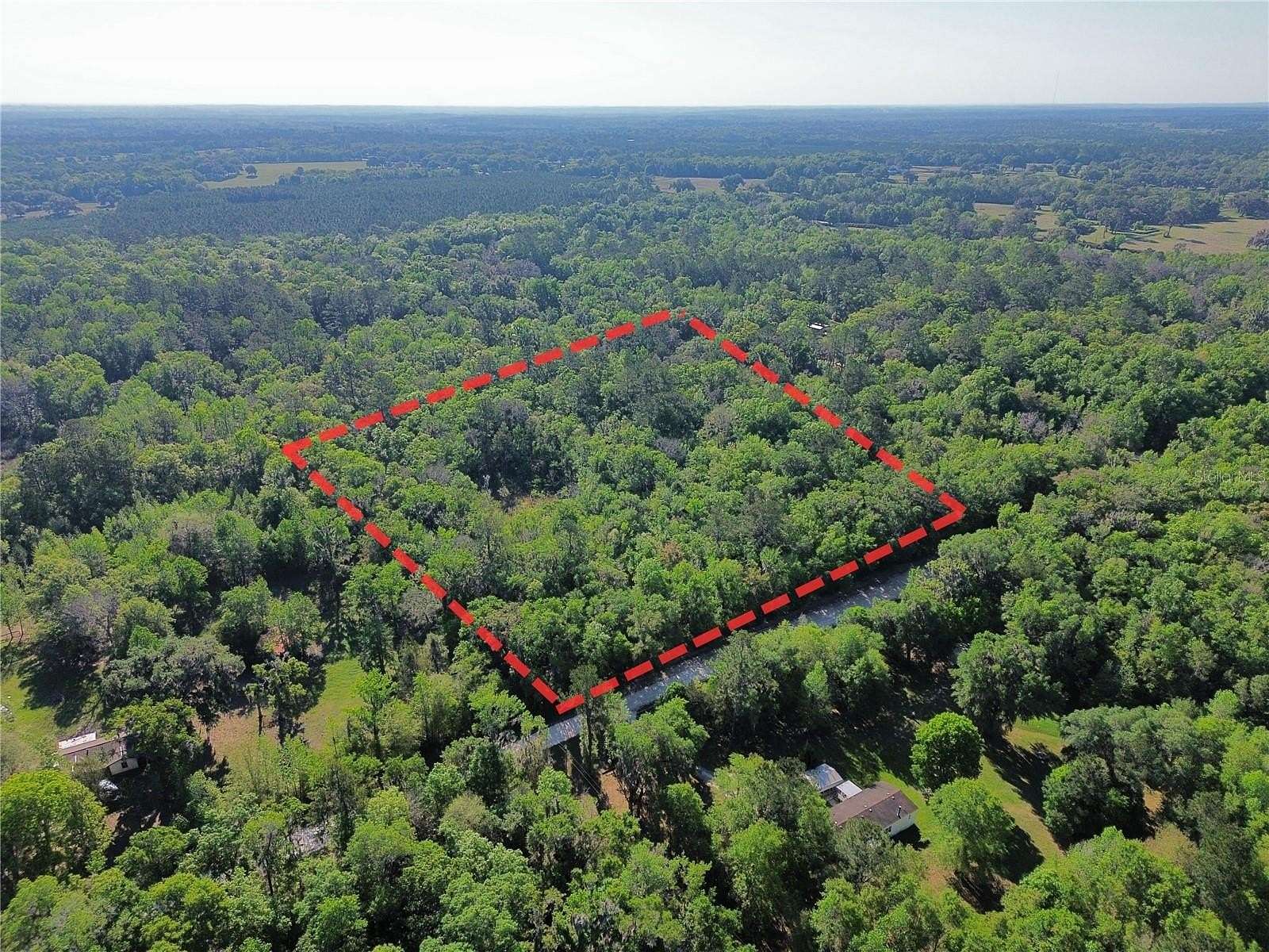 4.5 Acres of Land for Sale in Williston, Florida