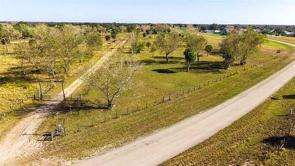 8.67 Acres of Residential Land for Sale in Okeechobee, Florida