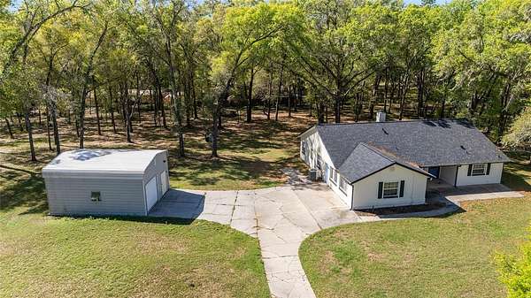 2.3 Acres of Land with Home for Sale in Ocala, Florida