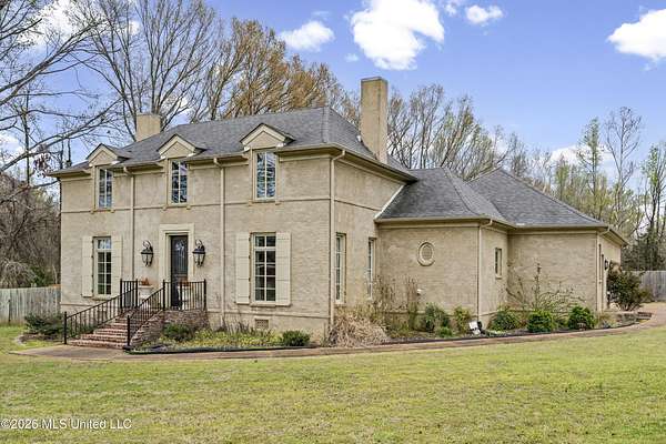 2.1 Acres of Land with Home for Sale in Hernando, Mississippi