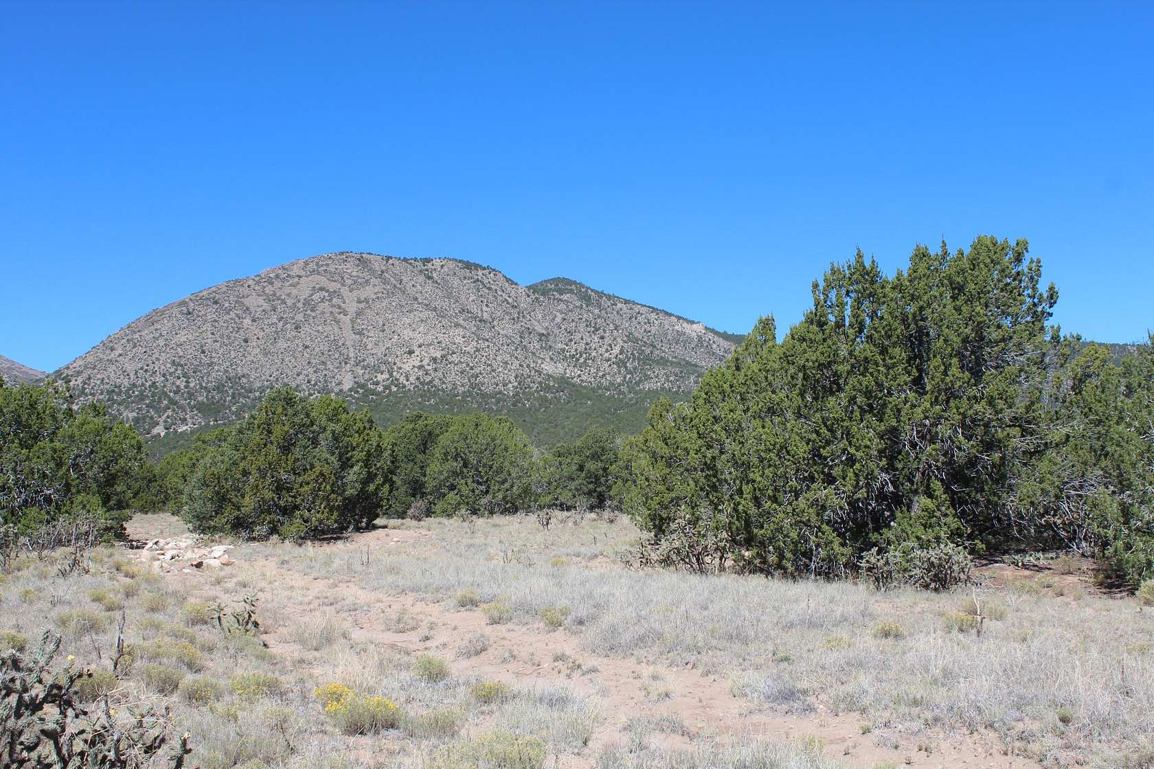 3.24 Acres of Residential Land for Sale in Edgewood, New Mexico