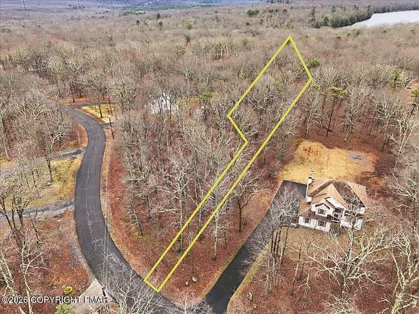 2.5 Acres of Residential Land for Sale in Dingmans Ferry, Pennsylvania