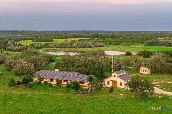 125 Acres of Land with Home for Sale in Liberty Hill, Texas