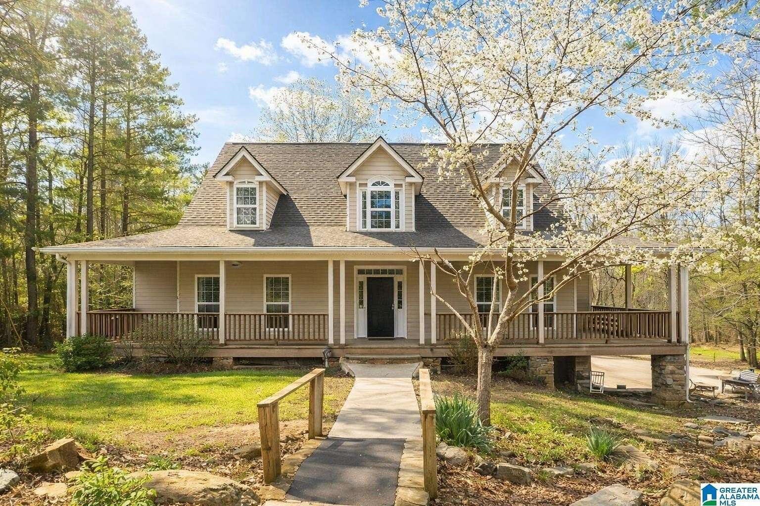 3 Acres of Land with Home for Sale in Alabaster, Alabama