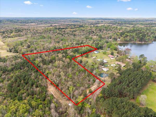 9.8 Acres of Residential Land for Sale in Pittsburg, Texas