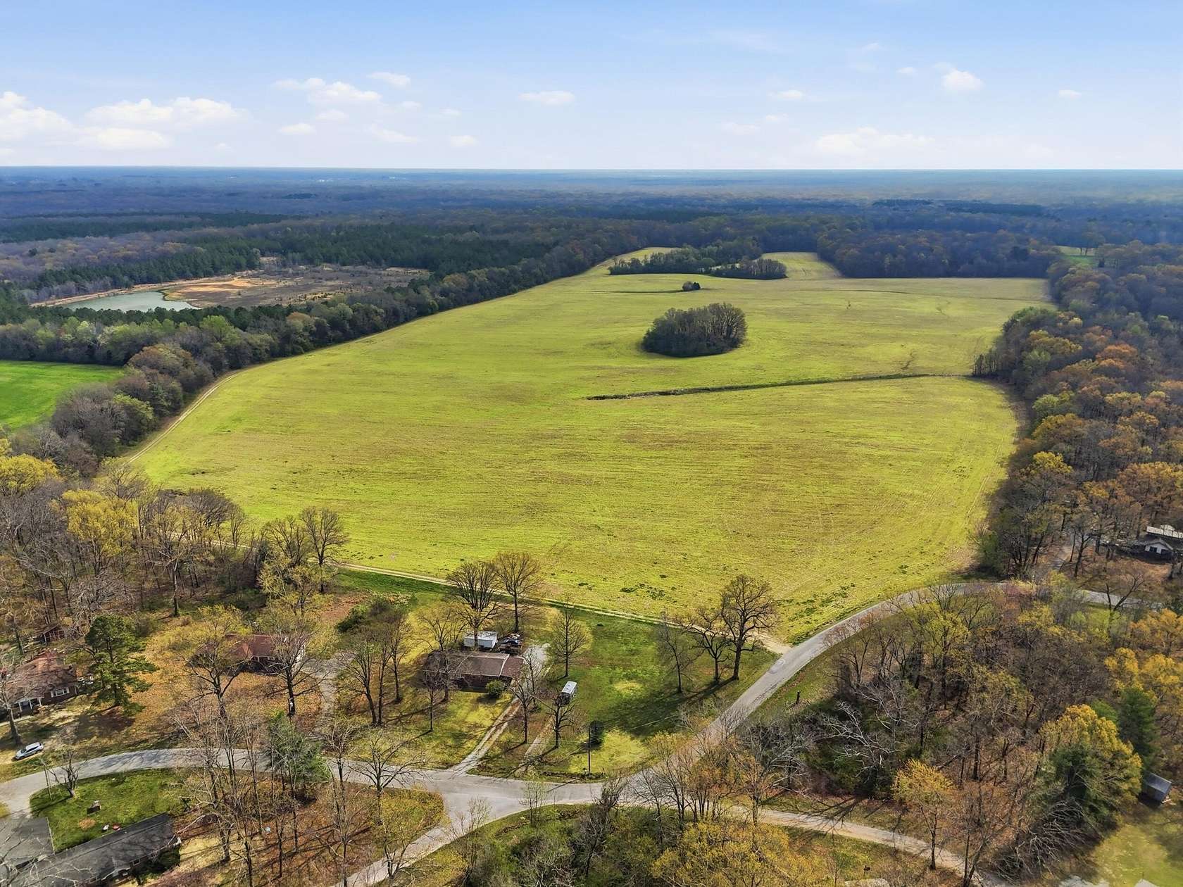 112 Acres of Agricultural & Residential Land for Sale in Manchester, Tennessee