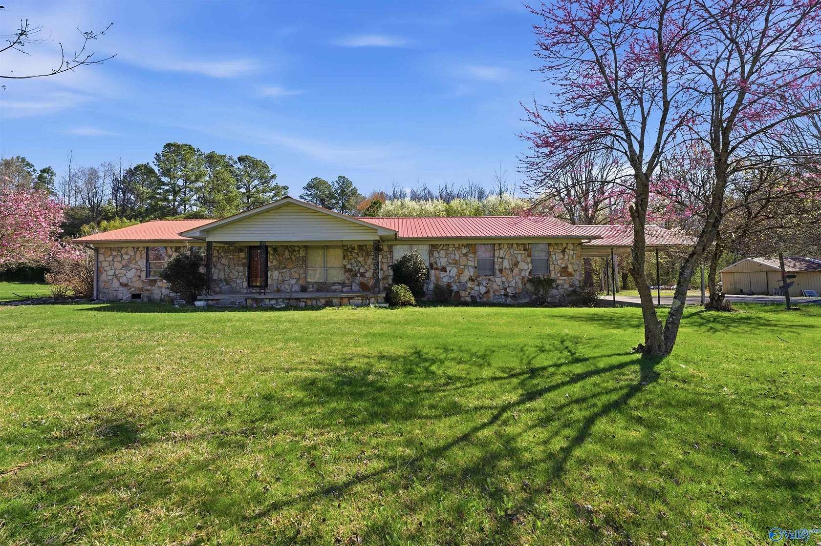 4 Acres of Land with Home for Sale in Pisgah, Alabama