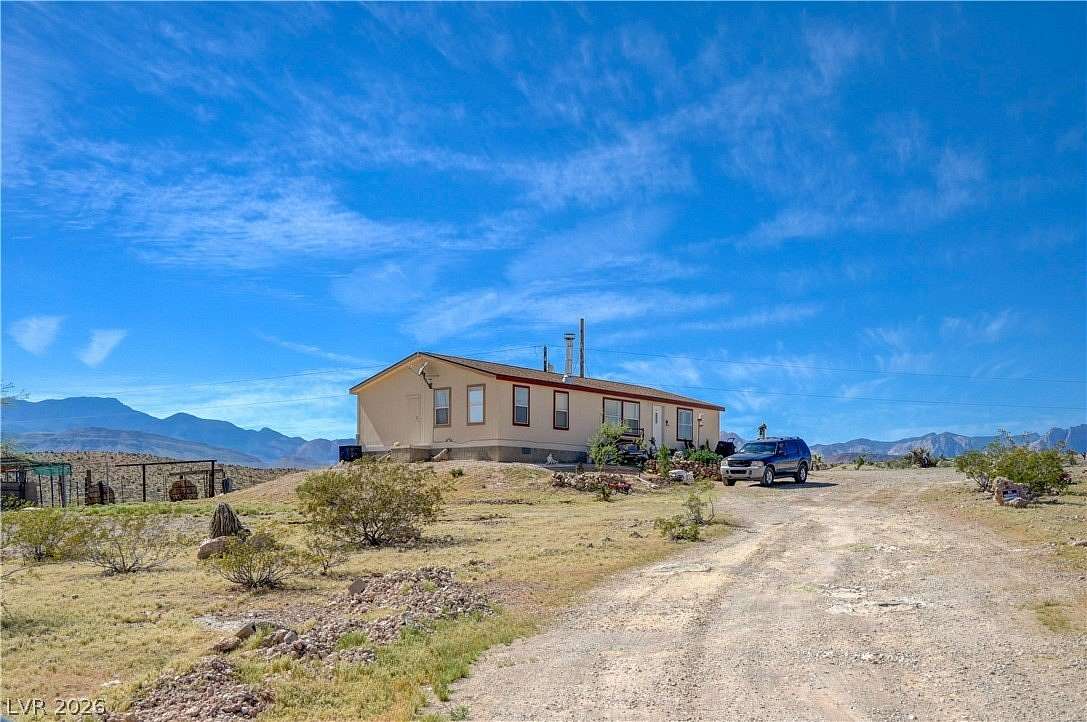 1.83 Acres of Land with Home for Sale in Las Vegas, Nevada