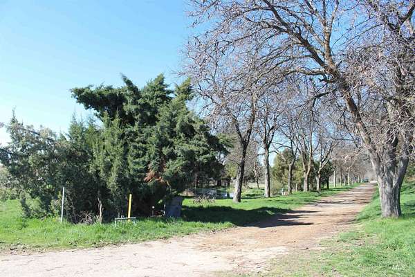 7.67 Acres of Land for Sale in Wilder, Idaho