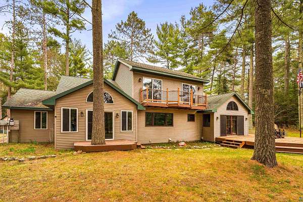 3.3 Acres of Land with Home for Sale in Duluth, Minnesota