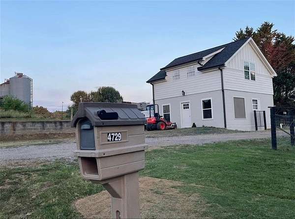 2.39 Acres of Land with Home for Sale in Gainesville, Georgia