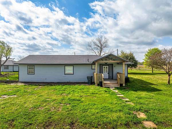 3 Acres of Land with Home for Sale in Wills Point, Texas