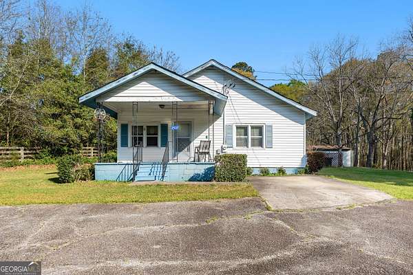 1.5 Acres of Land with Home for Sale in Thomaston, Georgia