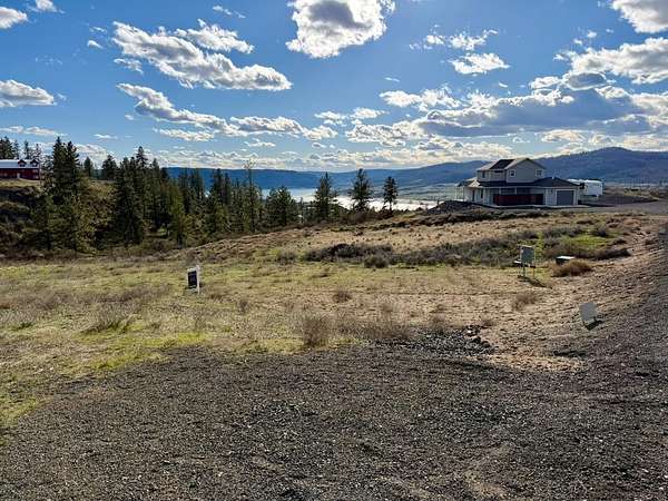 0.95 Acres of Residential Land for Sale in Deer Meadows, Washington