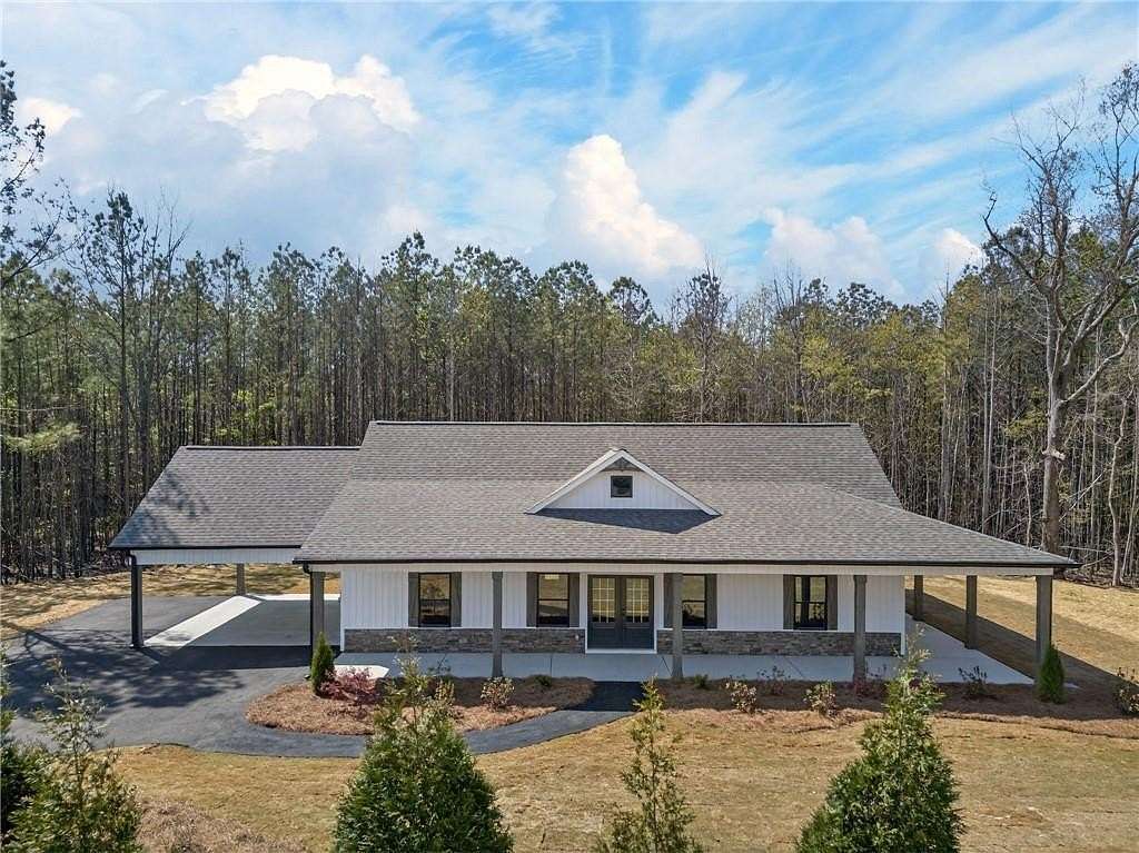 14.7 Acres of Land with Home for Sale in Rockmart, Georgia