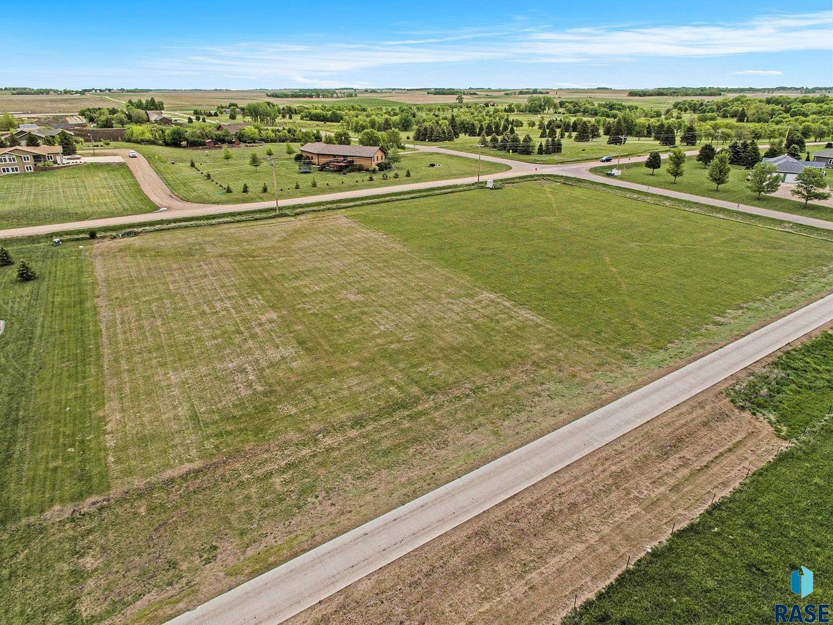 1.4 Acres of Residential Land for Sale in Madison, South Dakota
