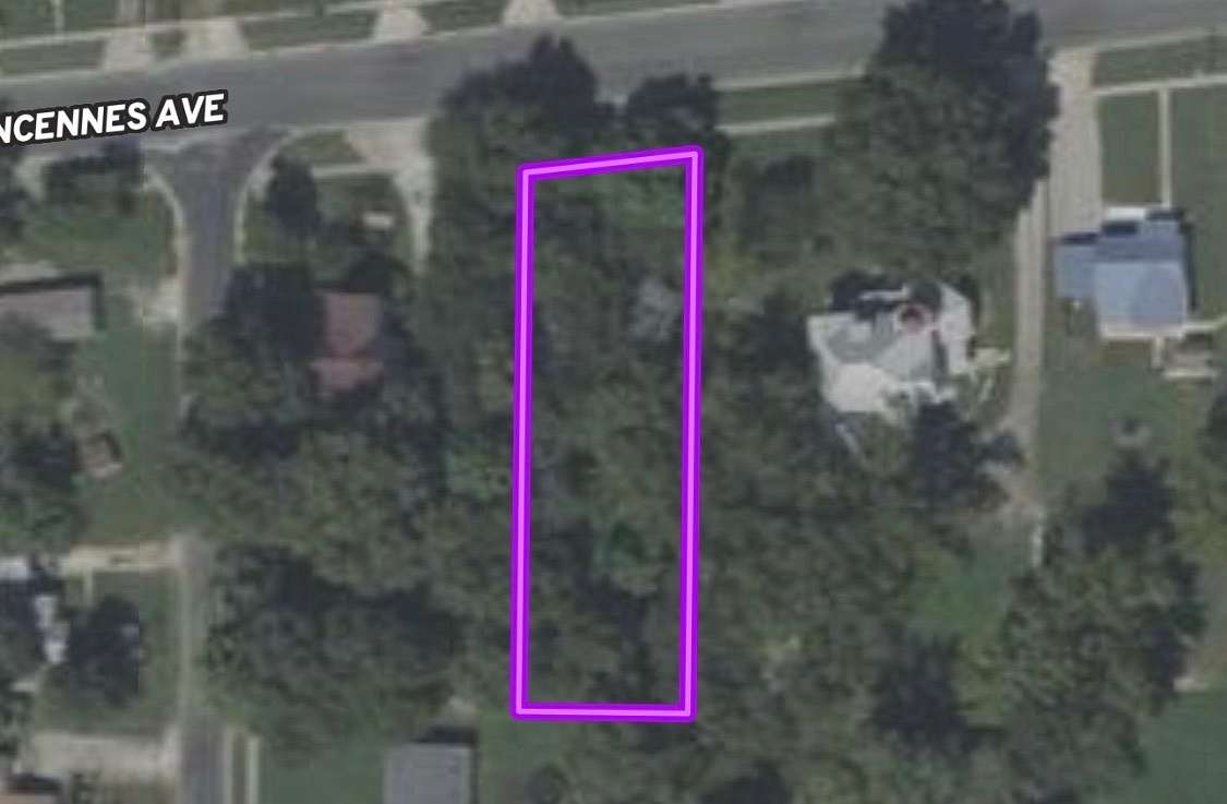 0.27 Acres of Residential Land for Sale in Flora, Illinois