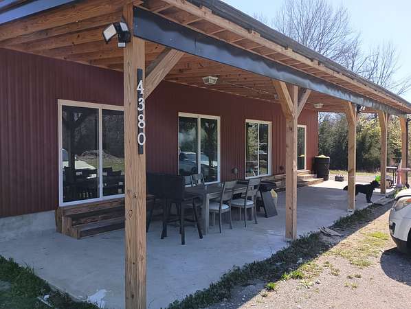 8 Acres of Land with Home for Sale in Murfreesboro, Tennessee