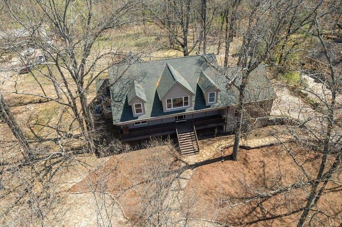 6.13 Acres of Land with Home for Sale in Memphis, Tennessee