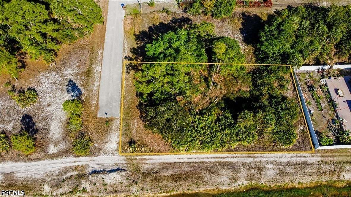 0.25 Acres of Residential Land for Sale in Lehigh Acres, Florida