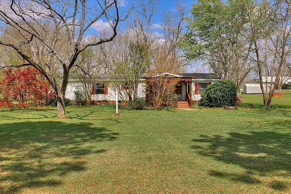 1.52 Acres of Land with Home for Sale in Waynesboro, Georgia