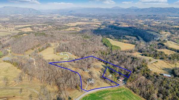 11.4 Acres of Land for Sale in Fincastle, Virginia
